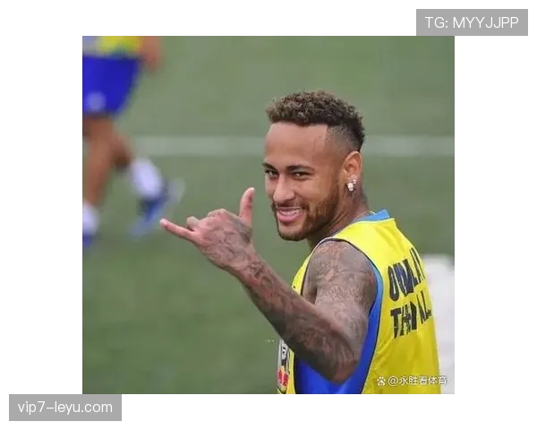 内马尔大幅降薪回归赛场，传奇状态依旧引关注