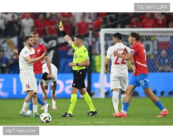 欧洲杯黄牌潮来袭：多队主力或将停赛，出线前景蒙上阴影